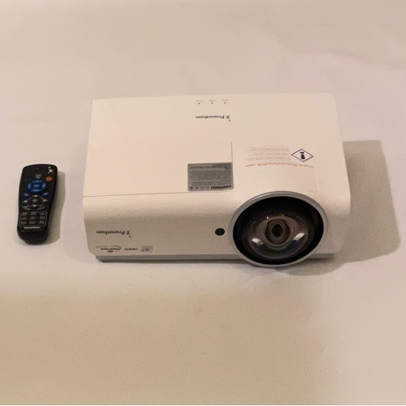 Promethean PRM-45A DLP Projector - Picture 1 of 8